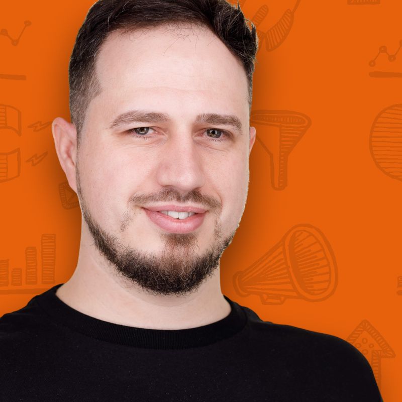 Louis Halton Davies Louis Halton Davies | Web Marketer Founder